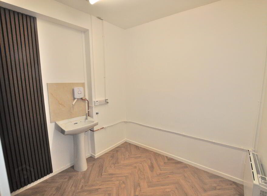 Offices To Let, 111A Bloomfield Avenue, Belfast, BT5 5AB