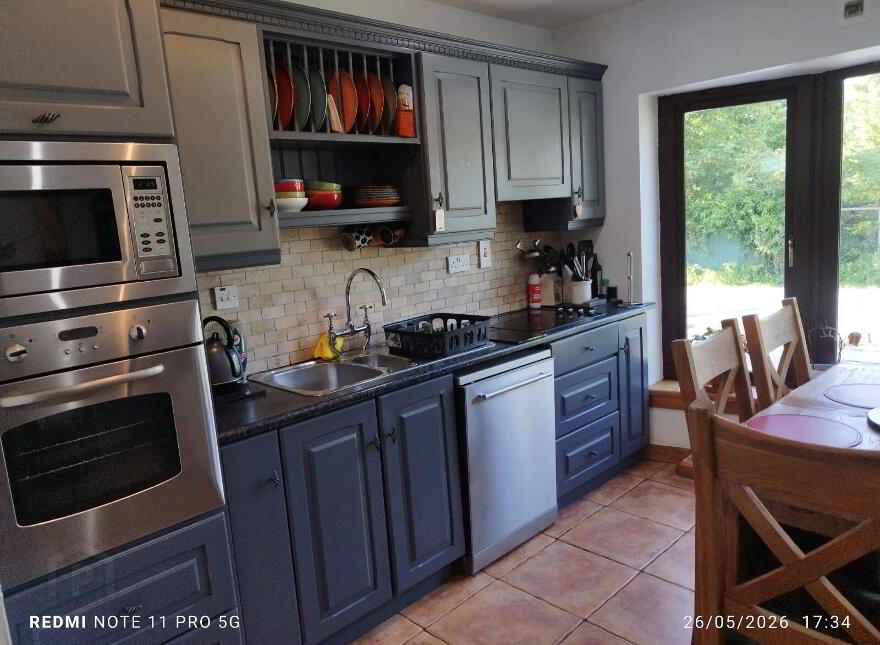Riverside, Clifden, H71T627
