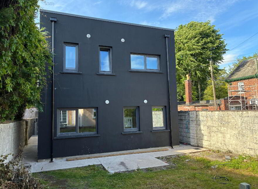 Glandore, Mardyke Walk, Cork City Centre, T12A4VP