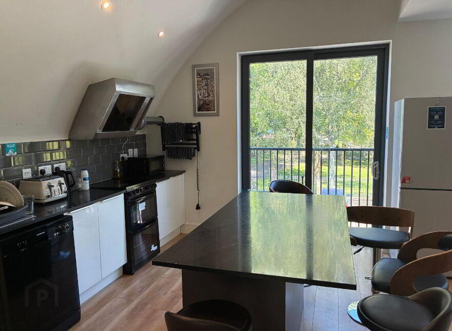 Glandore, Mardyke Walk, Cork City Centre, T12A4VP