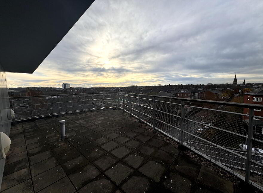 6.2, 117 Lisburn Road, Belfast, BT9 7AF