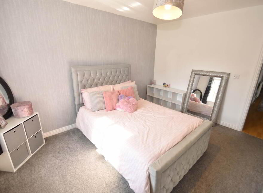 93 Mount Eagles Avenue, Stewartstown Road, Belfast, BT17 0GN
