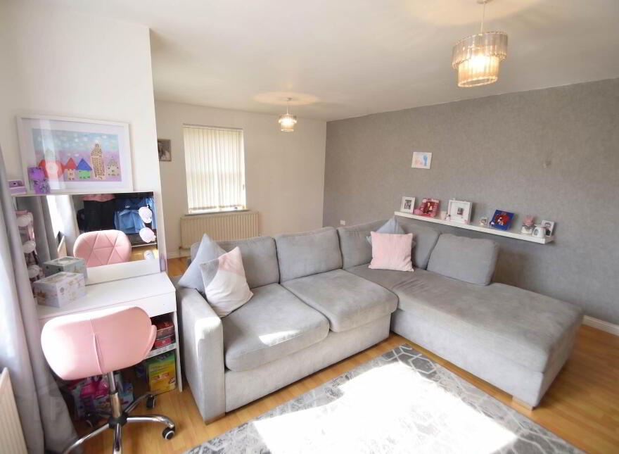 93 Mount Eagles Avenue, Stewartstown Road, Belfast, BT17 0GN