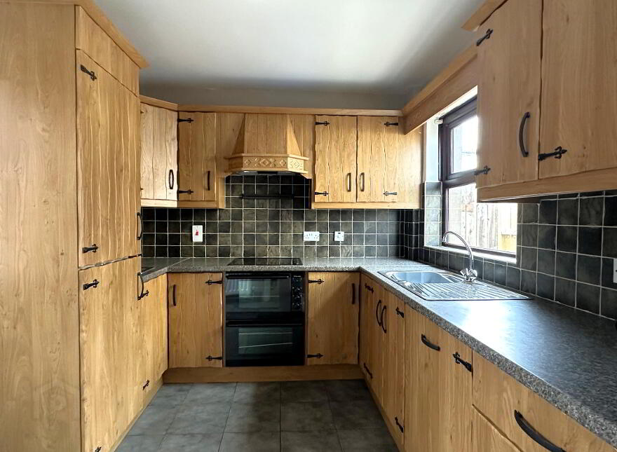 44 The Gardens, Bessbrook, Newry, BT35 7BA
