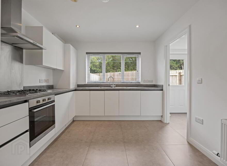 10 Park Avenue Heights, Belfast, BT4 1SH