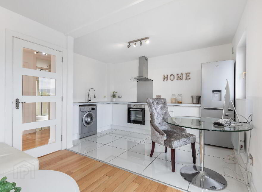 3 Ravenhill Reach Mews, Belfast, BT6 8RA