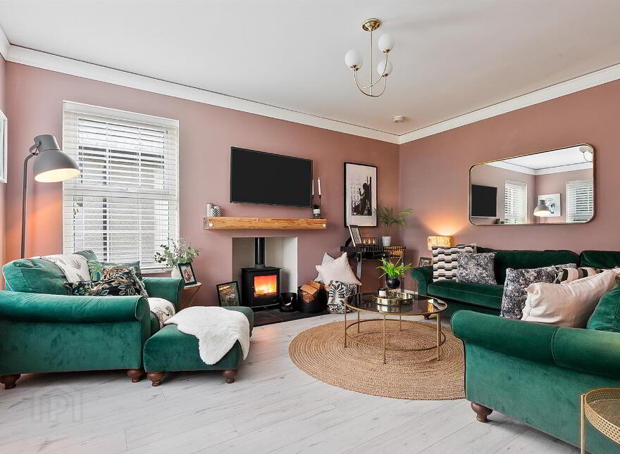 5d Feumore Road, Ballinderry Upper, Lisburn, BT28 2LJ