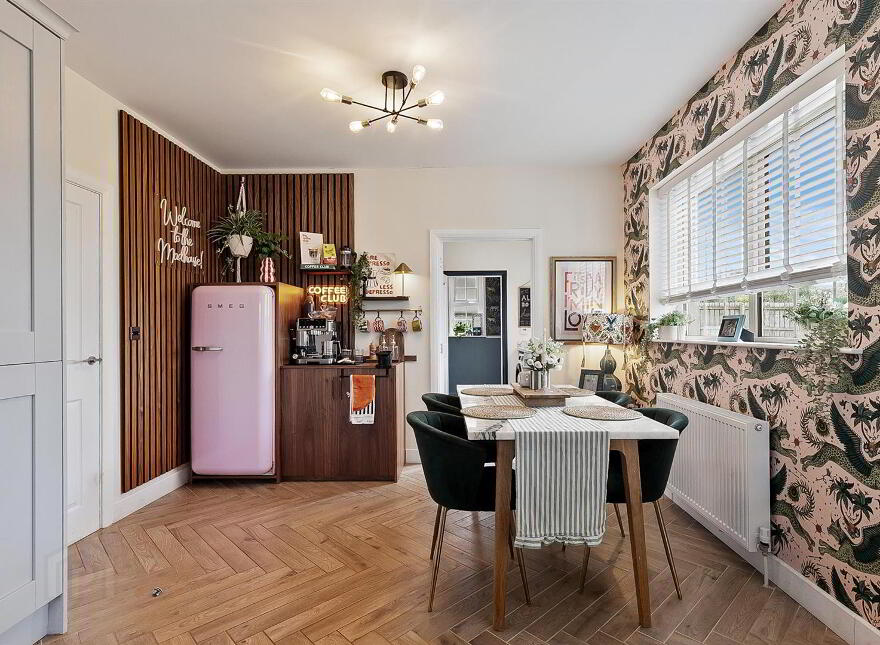 5d Feumore Road, Ballinderry Upper, Lisburn, BT28 2LJ
