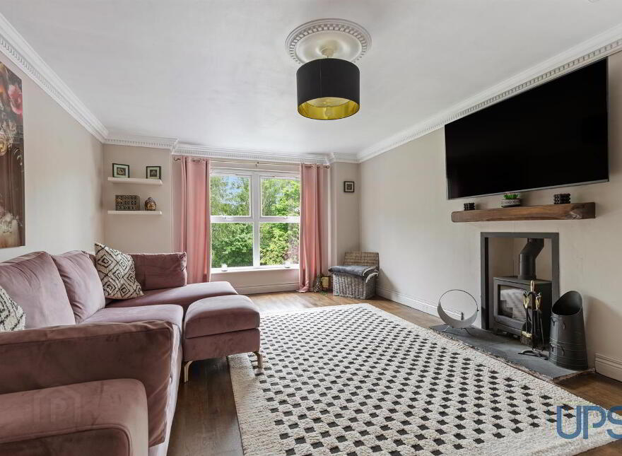 149 Lagmore Glen, Stewartstown Road, Dunmurry, Belfast, BT17 0WL