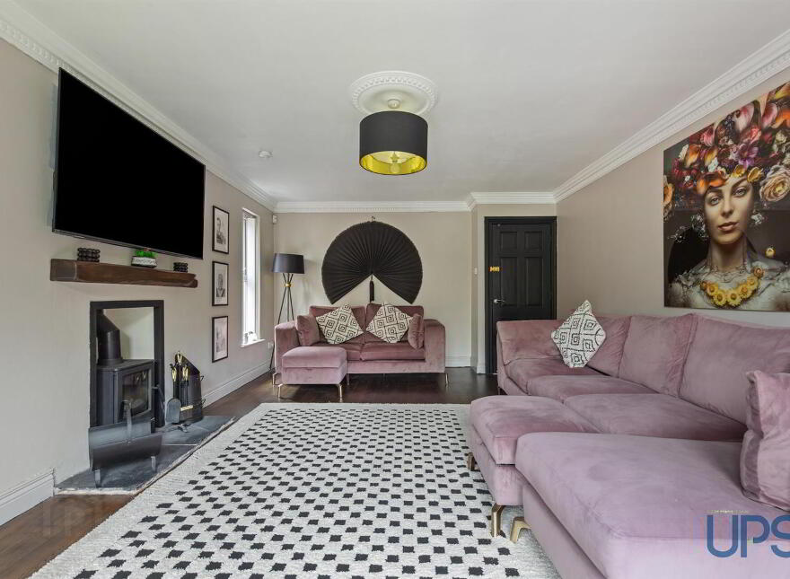 149 Lagmore Glen, Stewartstown Road, Dunmurry, Belfast, BT17 0WL
