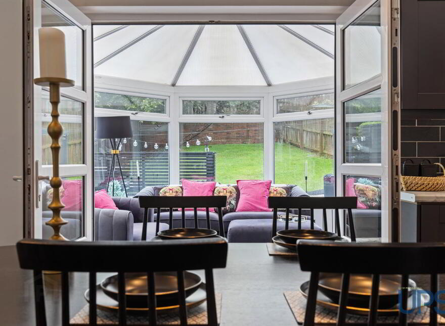 149 Lagmore Glen, Stewartstown Road, Dunmurry, Belfast, BT17 0WL