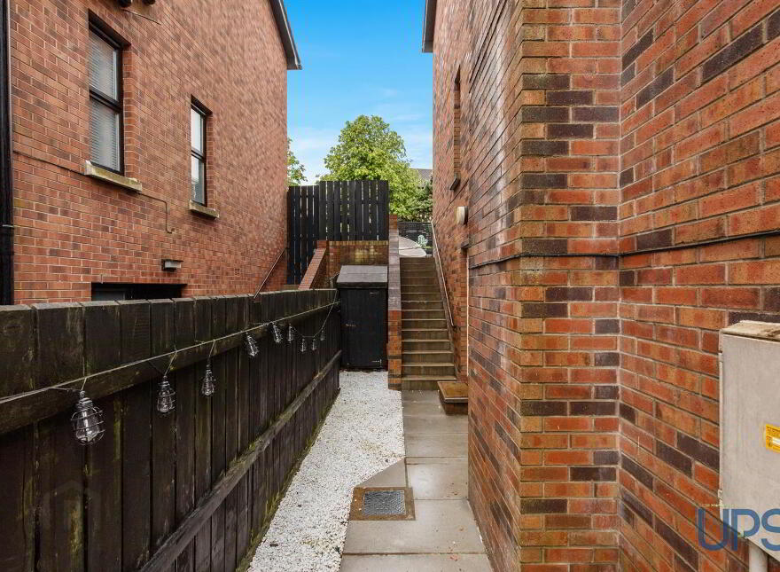 149 Lagmore Glen, Stewartstown Road, Dunmurry, Belfast, BT17 0WL