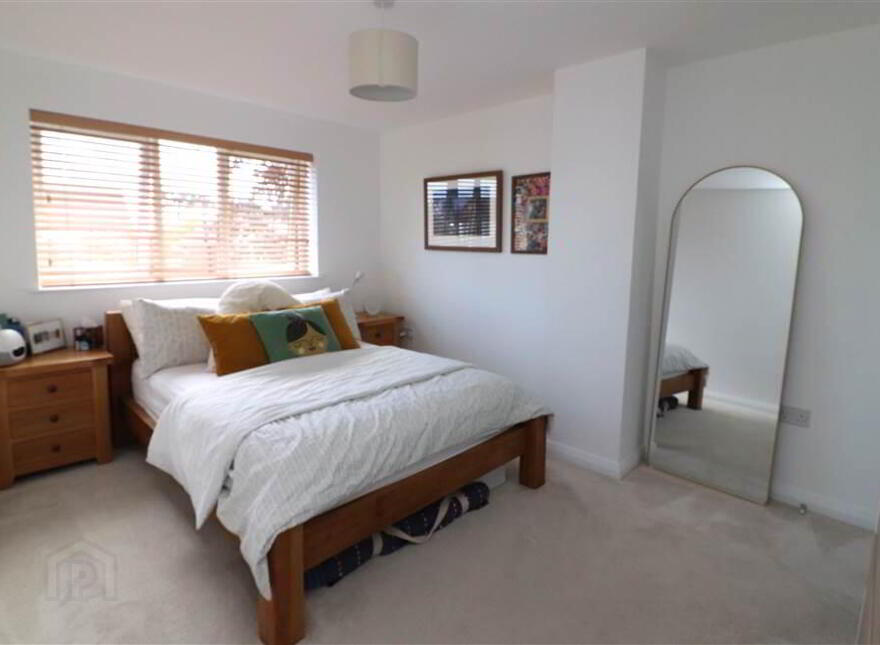 13 Oakridge Gardens, Belsize Road, Lisburn, BT27 4NE