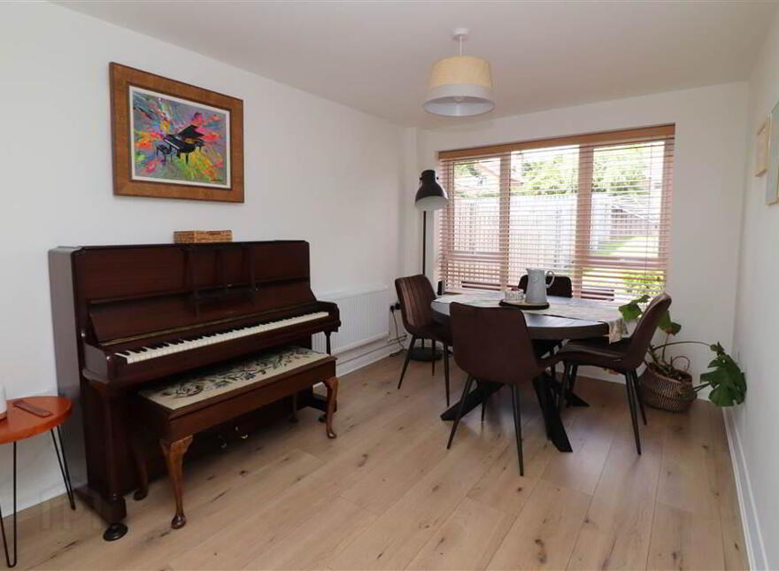 13 Oakridge Gardens, Belsize Road, Lisburn, BT27 4NE