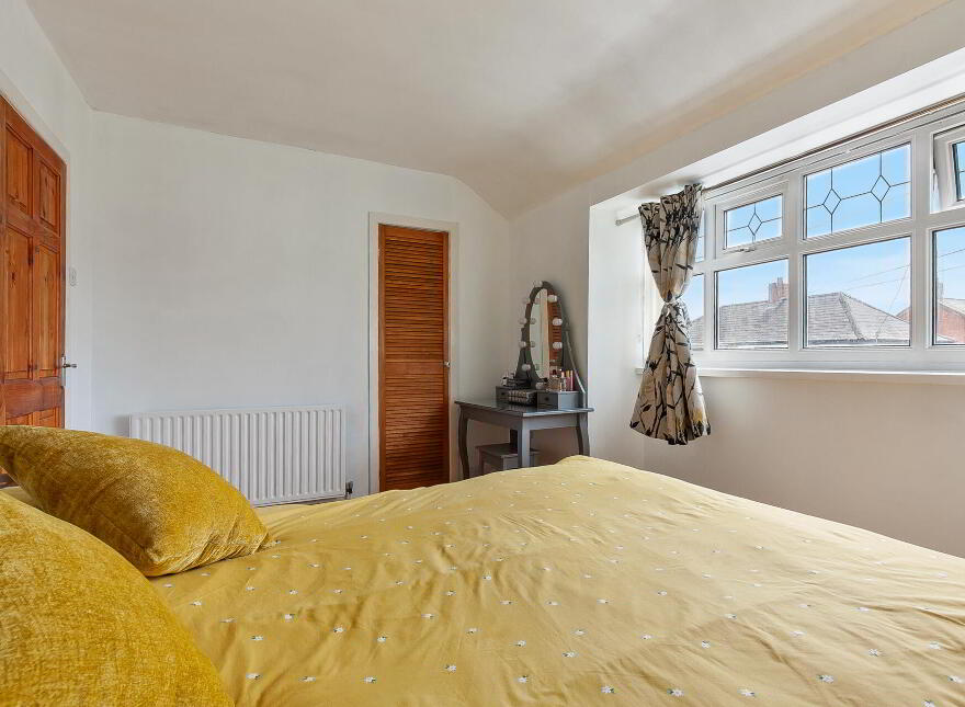 16 Lille Park, Upper Lisburn Road, Belfast, BT10 0LR