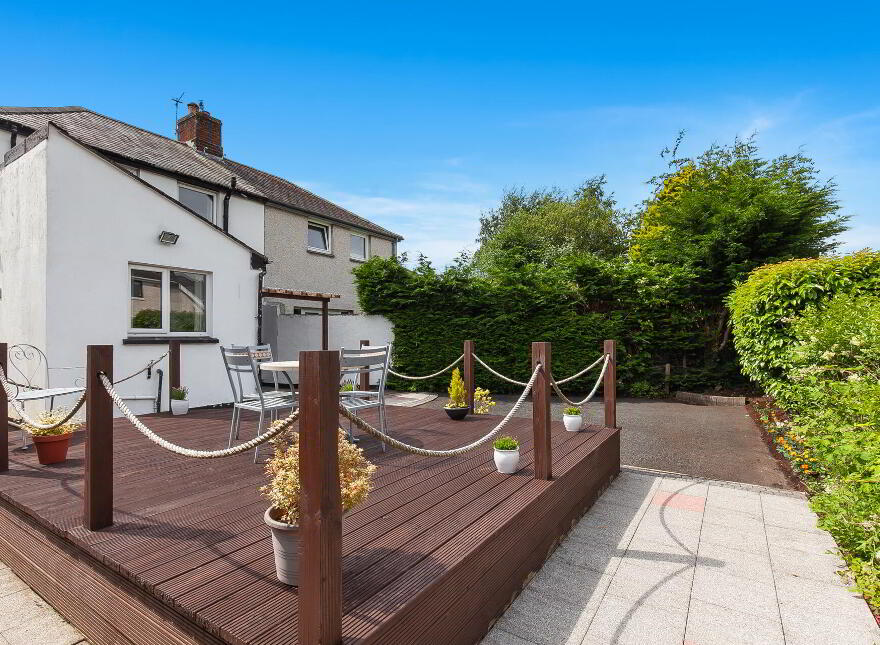 16 Lille Park, Upper Lisburn Road, Belfast, BT10 0LR