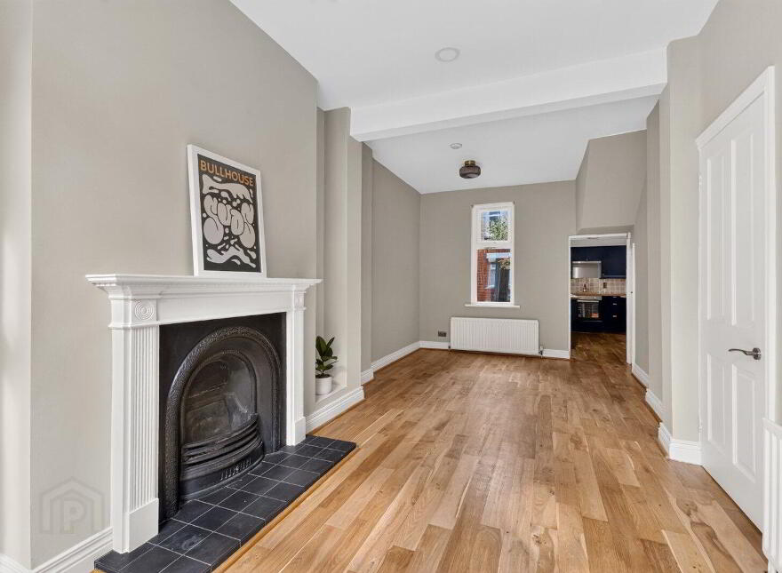 30 Lichfield Avenue, Belfast, BT5 5JQ