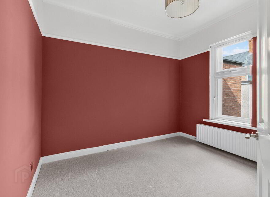 30 Lichfield Avenue, Belfast, BT5 5JQ