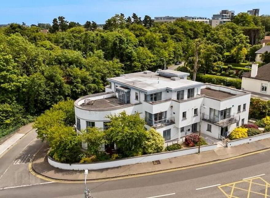 9 The Rise, Fitzwilliam Court ( Eircode, A94 Y623), Mount Merrion