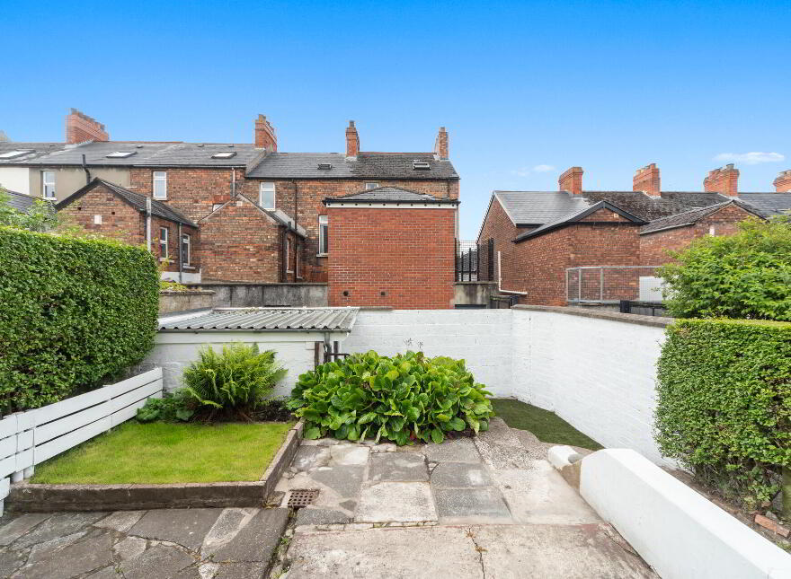 114 Ulsterville Avenue, Lisburn Road, Belfast, BT9 7AR