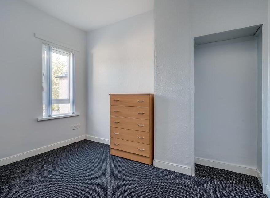 23 Lisburn Avenue, Belfast, BT9 7FX