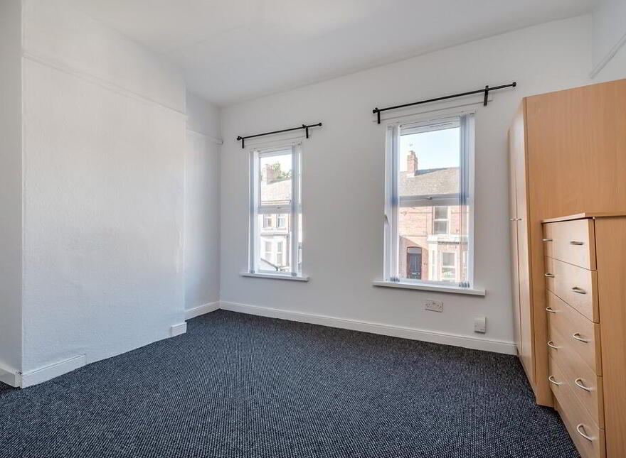 23 Lisburn Avenue, Belfast, BT9 7FX