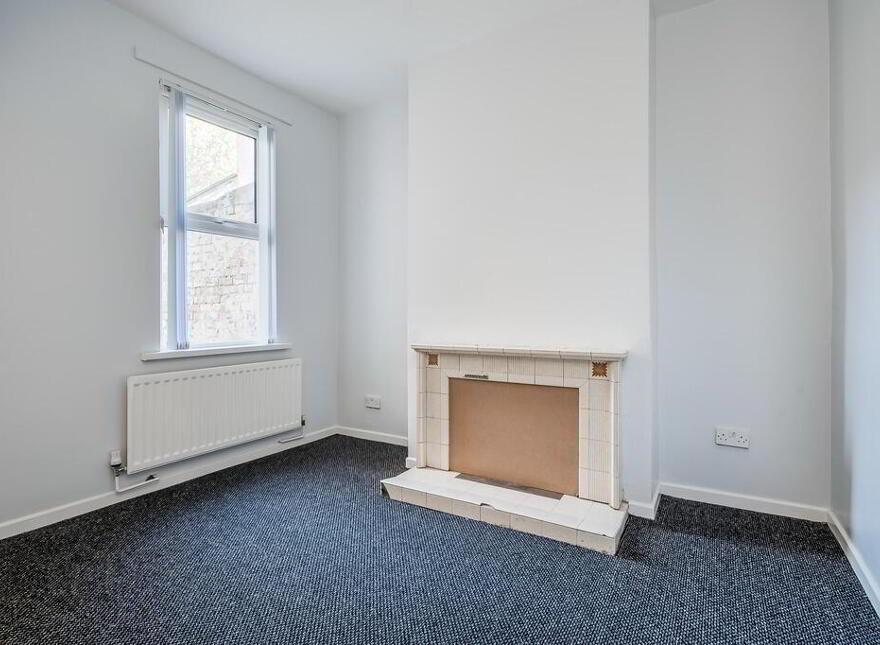 23 Lisburn Avenue, Belfast, BT9 7FX