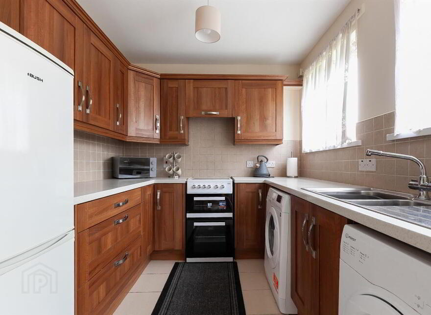 110 Ballycraigy Ring, Larne, BT40 2EX
