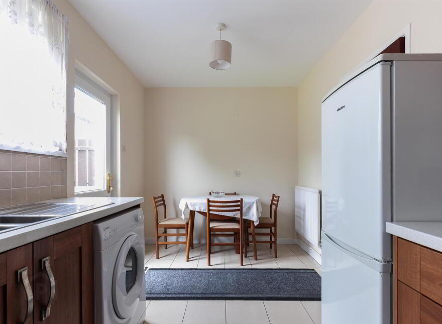 110 Ballycraigy Ring, Larne, BT40 2EX