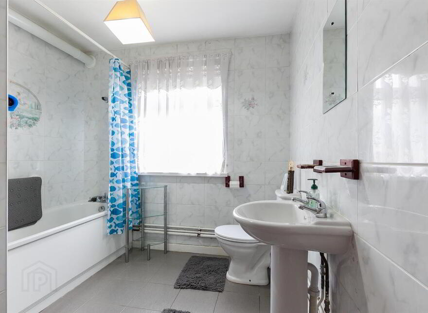 110 Ballycraigy Ring, Larne, BT40 2EX