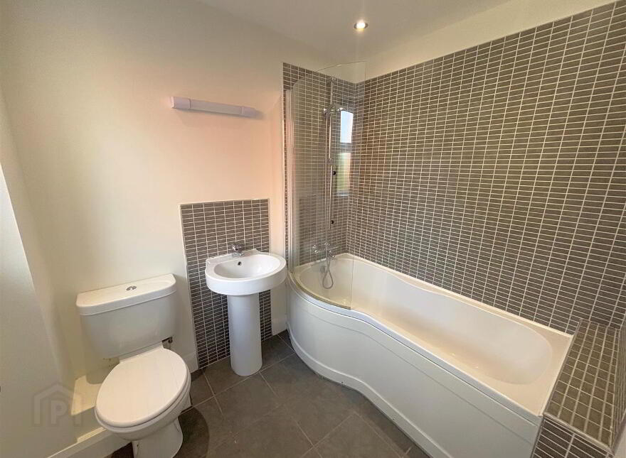 Apt 4, 50 Fortwilliam Demesne, Belfast, BT15 4FD