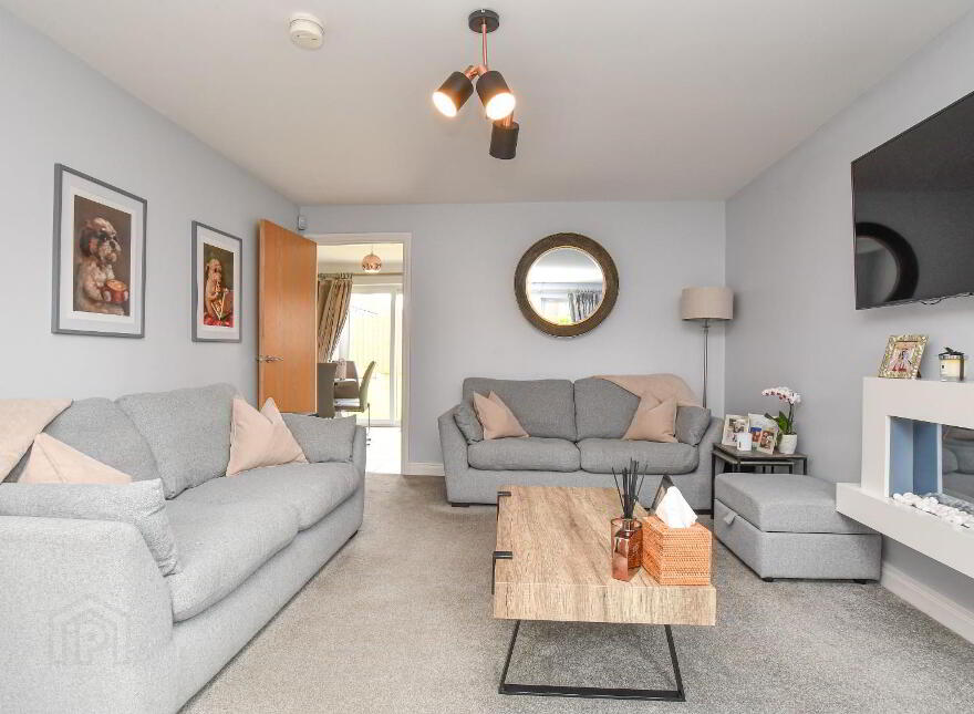 162 Broadway, Belfast, BT12 6HY