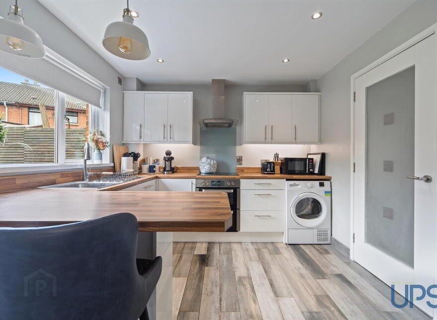 9 Greenane Drive, Blacks Road, Belfast, BT10 0NH
