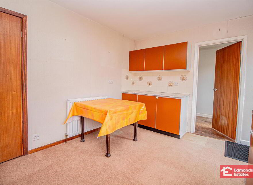 16 Galgorm Crescent, Ballymena, BT42 1BD
