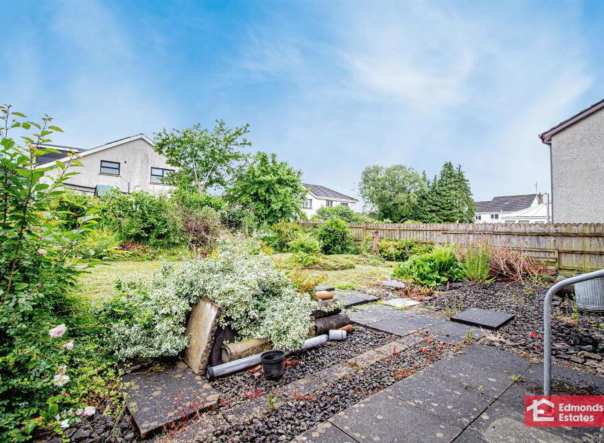 16 Galgorm Crescent, Ballymena, BT42 1BD