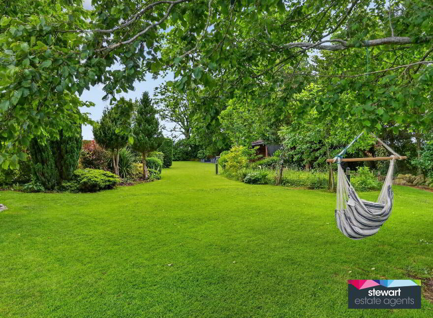 33a Lough Road, Ballinderry Upper, BT28 2LA