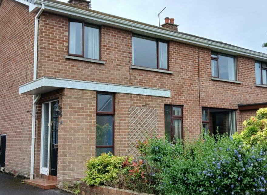 9 Ashcroft Park, Lisburn, BT28 1JT photo
