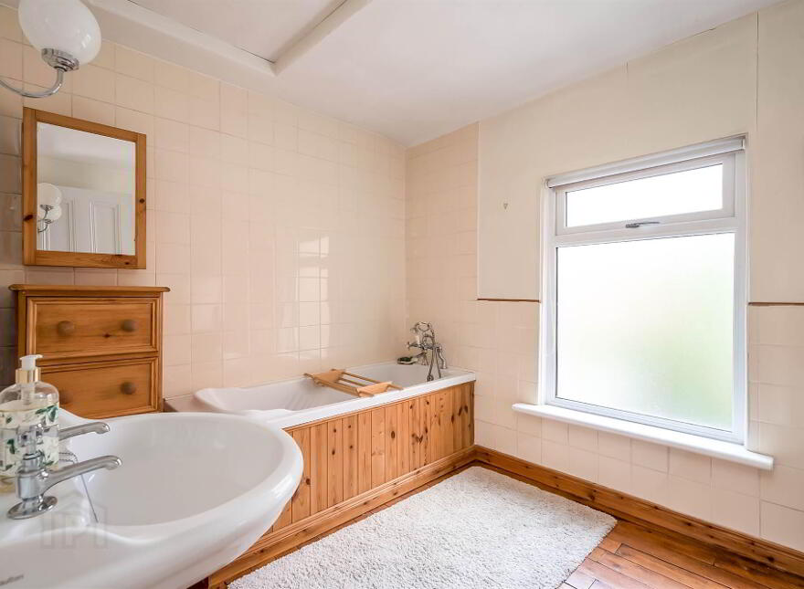 7 Rosetta Park, Belfast, BT6 0DJ
