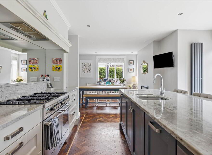 "Hillcrest", 19 Ormiston Park, Ballyhackamore, Belfast, BT4 3JT