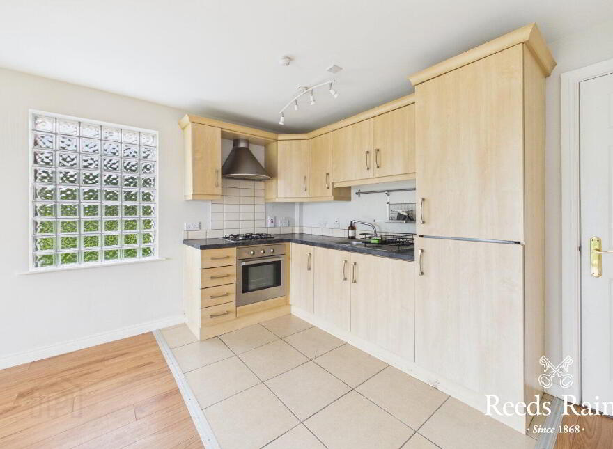 2 Rhanbuoy Gardens, Holywood, BT18 0GA