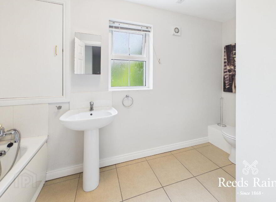 2 Rhanbuoy Gardens, Holywood, BT18 0GA