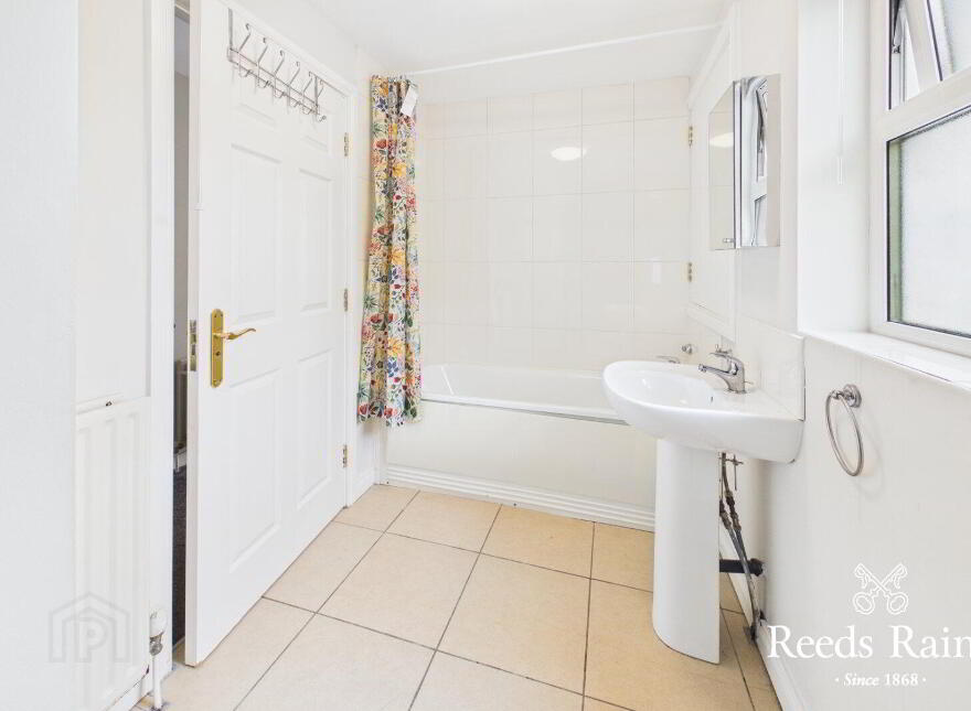 2 Rhanbuoy Gardens, Holywood, BT18 0GA