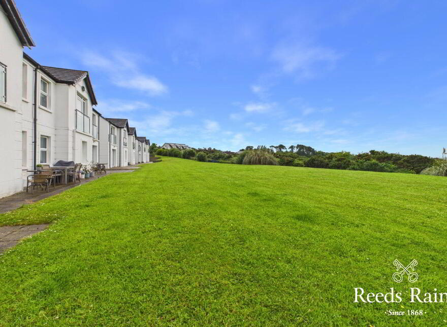 2 Rhanbuoy Gardens, Holywood, BT18 0GA
