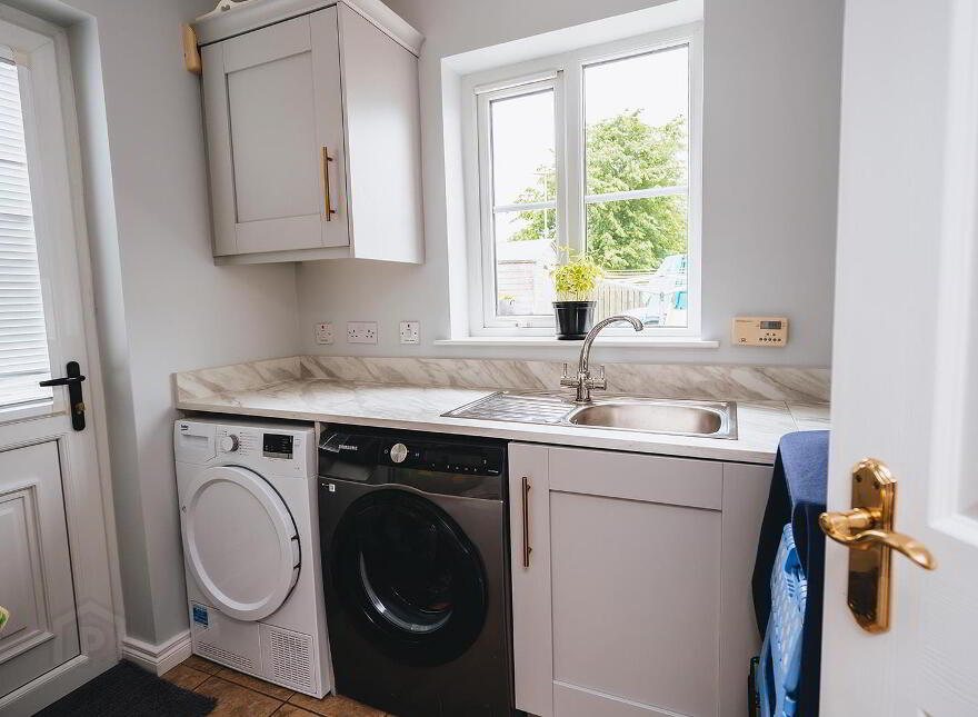 15 Knockbracken Way, Coleraine, BT52 1XL
