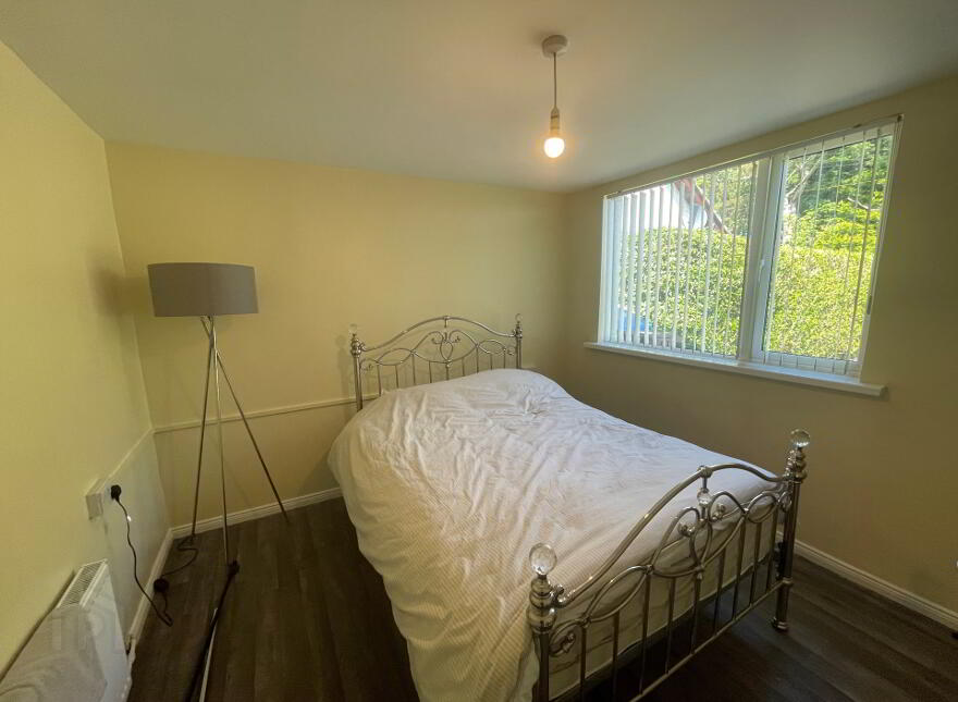112 Drumnaquoile Road, Ballynahinch, BT24 8QS