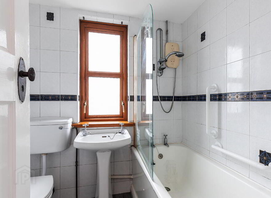1 Hillview Park, Newtownabbey, BT36 5HW