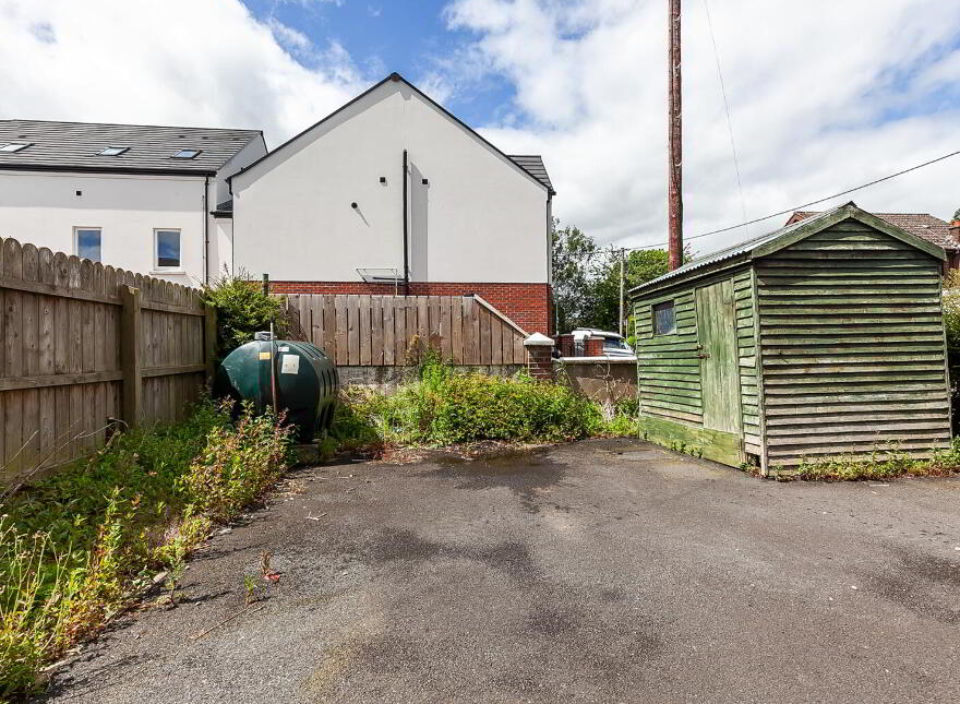 1 Hillview Park, Newtownabbey, BT36 5HW