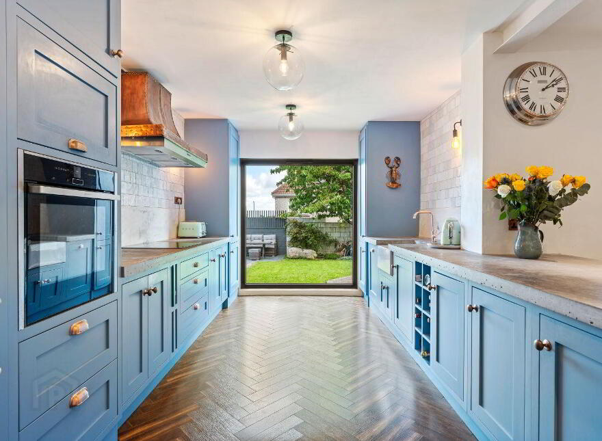 144 West Avenue, Park Gate, Frankfield, T12F1PW