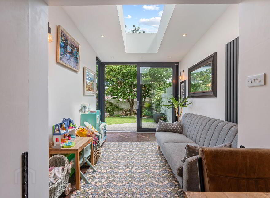 144 West Avenue, Park Gate, Frankfield, T12F1PW