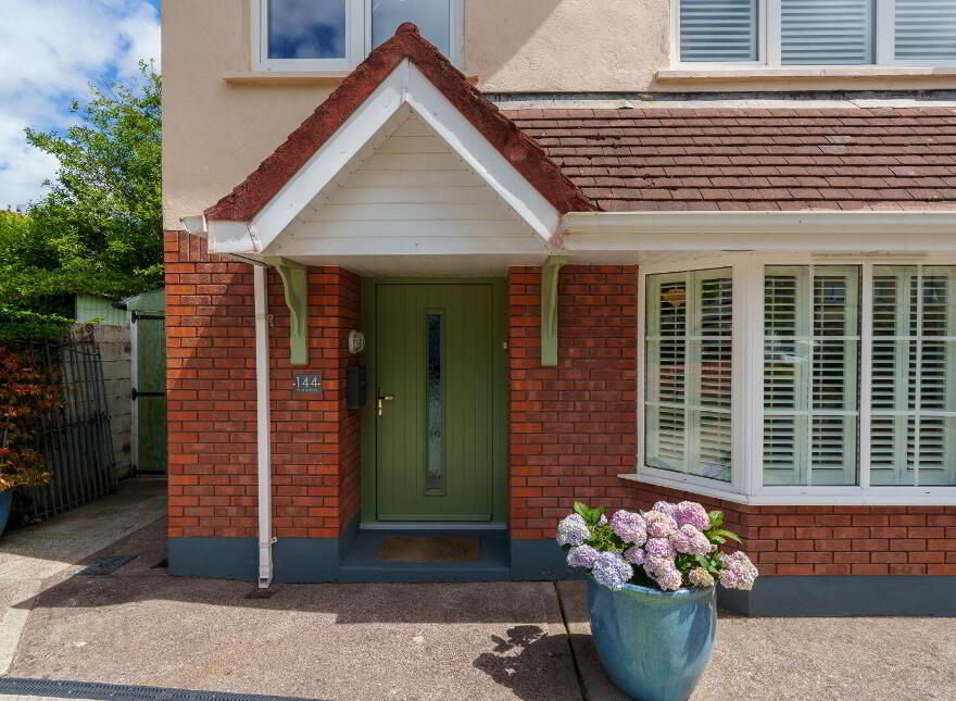 144 West Avenue, Park Gate, Frankfield, T12F1PW